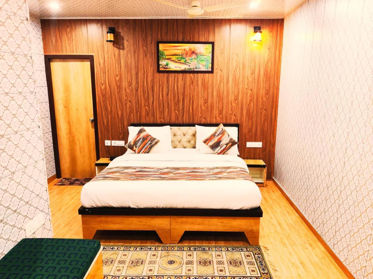 Hotel Bamboo Castle Джапур Экстерьер фото